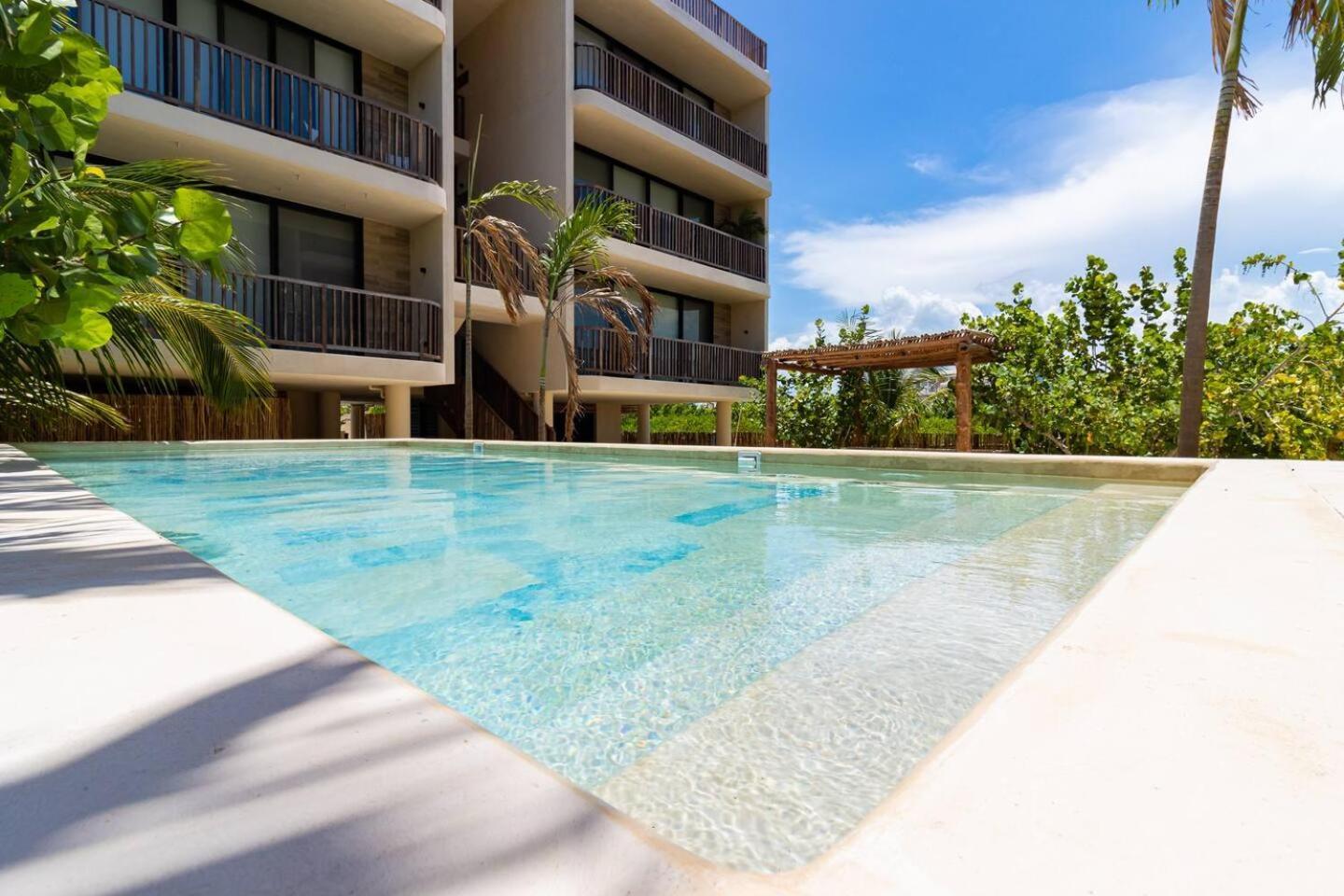 Hotel Pool View Loft Steps From The Ocean In Punta Cocos - C101 à Holbox Extérieur photo