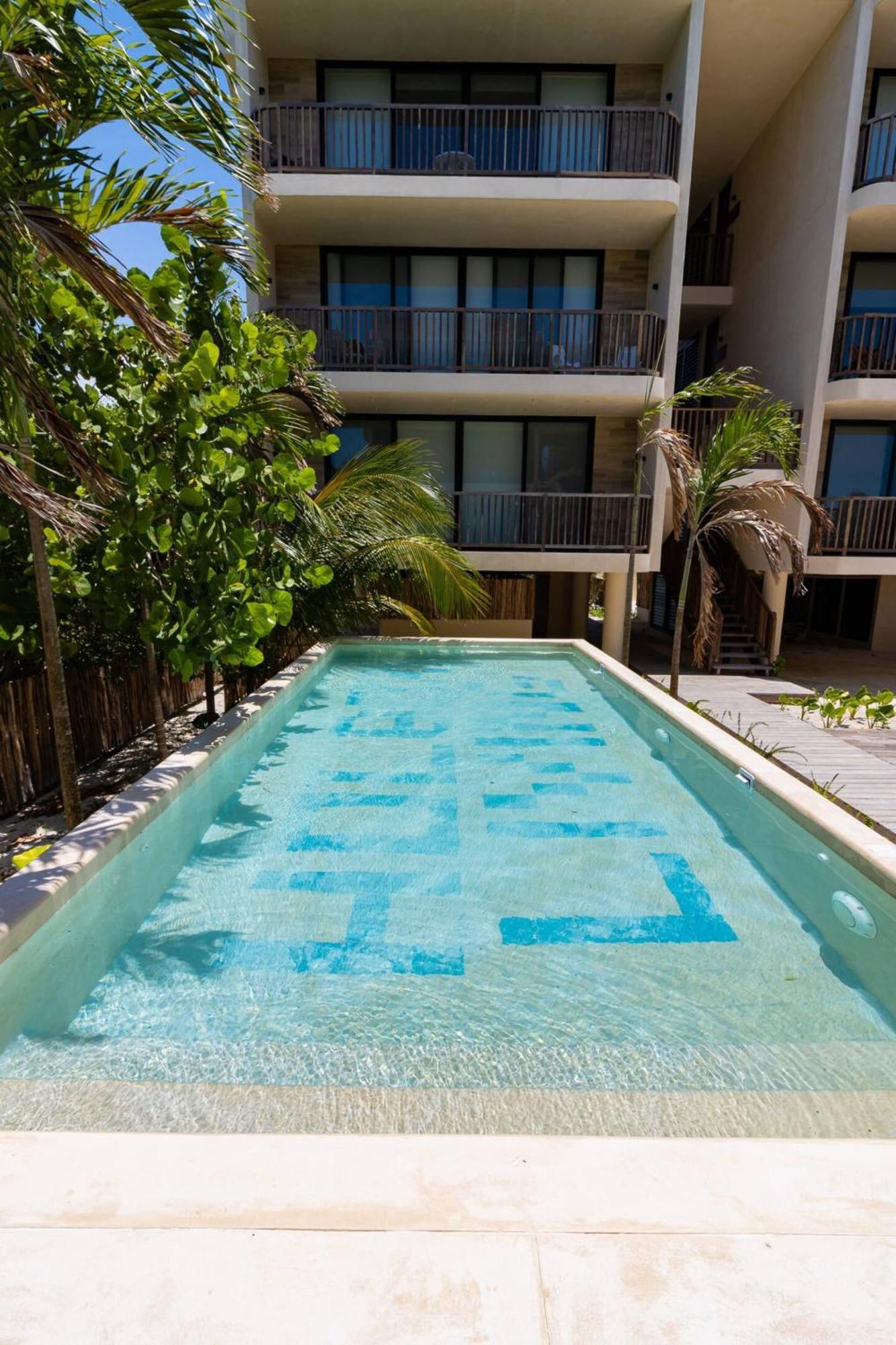 Hotel Pool View Loft Steps From The Ocean In Punta Cocos - C101 à Holbox Extérieur photo