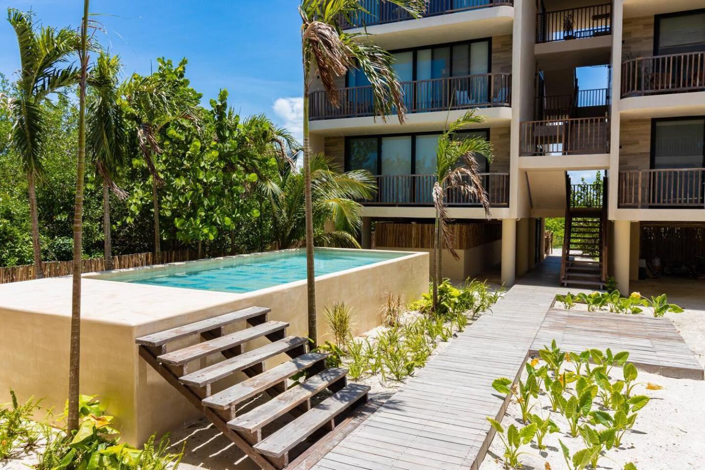 Hotel Pool View Loft Steps From The Ocean In Punta Cocos - C101 à Holbox Extérieur photo